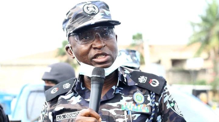Police boss orders arrest of Lagos estate security guards for ‘delaying’ him